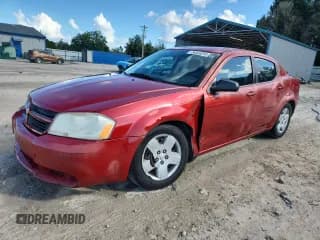 ✅ 2010 Dodge Avenger SXT • VIN: 1B3CC4FB0AN144402 • Lot: 84553295. Wystawiony na Copart z przebiegiem 110 648 mil. Bezpłatny archiwum sprzedaży aukcyjnych z USA i szczegółowy raport historii pojazdu na DreamBid. Zdjęcie 1.