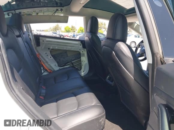 ✅ 2020 Tesla Model 3 Long Range • VIN: 5YJ3E1EB7LF628030 • Lot: 42357277. Listed on IAAI with 82,379 mi. Free auction sales archive from the USA and detailed vehicle history report at DreamBid. Image 8.