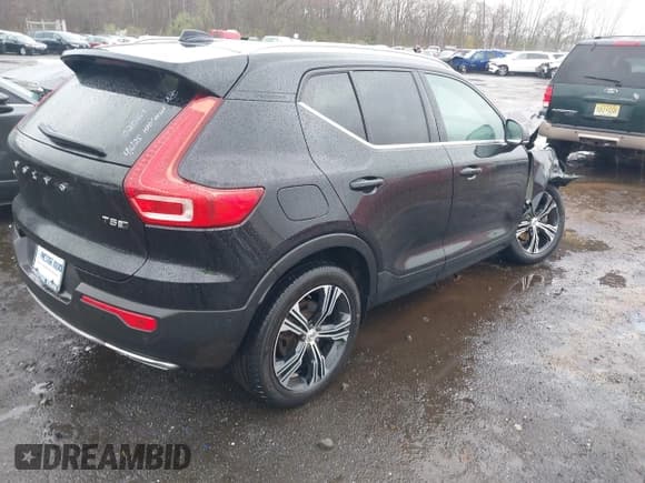 ✅ 2019 Volvo XC40 Inscription • VIN: YV4162UL2K2077802 • Лот: 42020036. Опубликован ранее на IAAI с пробегом 35 087 миль. Бесплатный доступ к архиву аукционных продаж из США и подробный отчёт об истории автомобиля на DreamBid. Изображение 4.