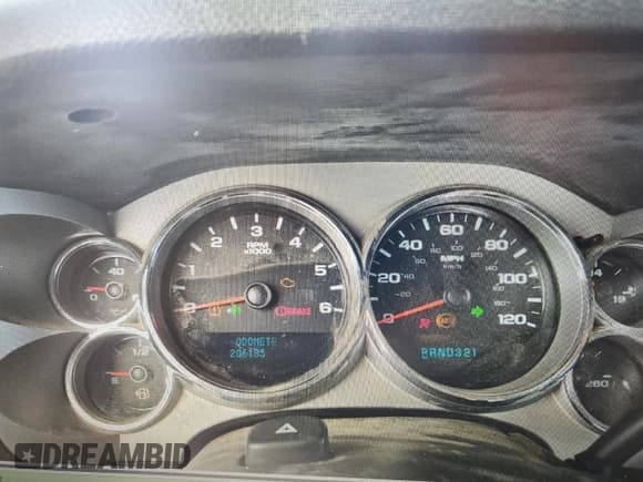 ✅ 2008 Chevrolet Silverado 1500 1LT • VIN: 1GCEK19098Z262325 • Lot: 63820664. Listed on Copart with 206,185 mi. Free auction sales archive from the USA and detailed vehicle history report at DreamBid. Image 9.