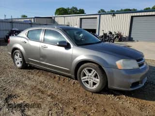 ✅ 2013 Dodge Avenger SXT • VIN: 1C3CDZCB3DN590341 • Лот: 50780234. Опубликован ранее на Copart с пробегом 255 030 миль. Бесплатный доступ к архиву аукционных продаж из США и подробный отчёт об истории автомобиля на DreamBid. Изображение 4.