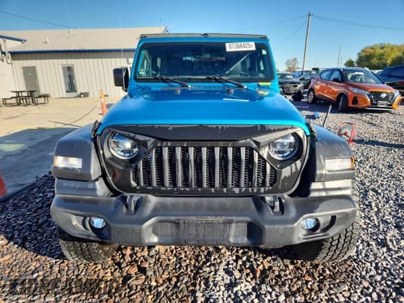 ✅ 2020 Jeep Wrangler Sport S • VIN: 1C4GJXAG6LW222639 • Lot: 87368425. Wystawiony na Copart z przebiegiem 38 139 mil. Bezpłatny archiwum sprzedaży aukcyjnych z USA i szczegółowy raport historii pojazdu na DreamBid. Zdjęcie 5.