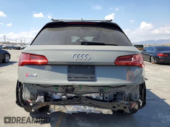 ✅ 2020 Audi SQ5 Premium Plus • VIN: WA1B4AFY7L2120087 • Лот: 81466945. Опубликован ранее на Copart с пробегом 45 538 миль. Бесплатный доступ к архиву аукционных продаж из США и подробный отчёт об истории автомобиля на DreamBid. Изображение 6.