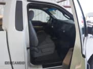 ✅ 2013 Ford F-150 XL • VIN: 1FTMF1CM3DKE88360 • Lot: 43791329. Wystawiony na IAAI z przebiegiem 194 507 mil. Bezpłatny archiwum sprzedaży aukcyjnych z USA i szczegółowy raport historii pojazdu na DreamBid. Zdjęcie 5.