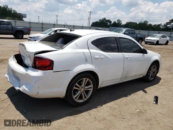 ✅ 2013 Dodge Avenger SXT • VIN: 1C3CDZCB2DN746529 • Лот: 64617994. Опубликован ранее на Copart с пробегом 202 024 миль. Бесплатный доступ к архиву аукционных продаж из США и подробный отчёт об истории автомобиля на DreamBid. Изображение 3.
