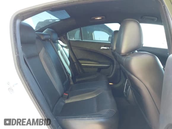 ✅ 2019 Dodge Charger SXT • VIN: 2C3CDXBG8KH736501 • Лот: 43578547. Опубликован ранее на IAAI с пробегом 86 928 миль. Бесплатный доступ к архиву аукционных продаж из США и подробный отчёт об истории автомобиля на DreamBid. Изображение 8.