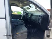 ✅ 2016 Chevrolet Silverado 2500HD Work Truck • VIN: 1GC2CUEG6GZ321432 • Lot: 42923797. Wystawiony na IAAI z przebiegiem 119 213 mil. Bezpłatny archiwum sprzedaży aukcyjnych z USA i szczegółowy raport historii pojazdu na DreamBid. Zdjęcie 5.