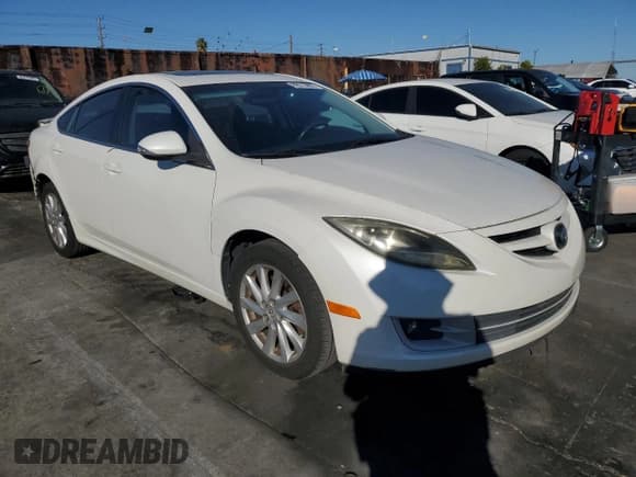 ✅ 2011 Mazda 6 i Touring • VIN: 1YVHZ8CHXB5M03962 • Lot: 89513885. Listed on Copart with 158,808 mi. Free auction sales archive from the USA and detailed vehicle history report at DreamBid. Image 4.