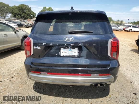 ✅ 2025 Hyundai Palisade Calligraphy • VIN: KM8R74GE2SU810684 • Лот: 70198154. Размещён на Copart с пробегом 1 333 миль миль. Получите бесплатный доступ к архиву аукционных продаж из США и посмотрите подробный отчёт об истории автомобиля на DreamBid. Изображение 6.