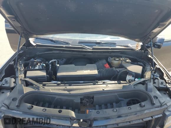 ✅ 2023 Cadillac Escalade ESV 4WD Sport Platinum • VIN: 1GYS4RKL6PR231414 • Лот: 64904735. Опубликован ранее на Copart с пробегом 95 666 миль. Бесплатный доступ к архиву аукционных продаж из США и подробный отчёт об истории автомобиля на DreamBid. Изображение 12.