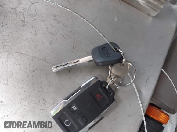 ✅ 2017 GMC Sierra 1500 SLT • VIN: 3GTU2NEC6HG215806 • Lot: 43149087. Wystawiony na IAAI z przebiegiem 94 139 mil. Bezpłatny archiwum sprzedaży aukcyjnych z USA i szczegółowy raport historii pojazdu na DreamBid. Zdjęcie 11.