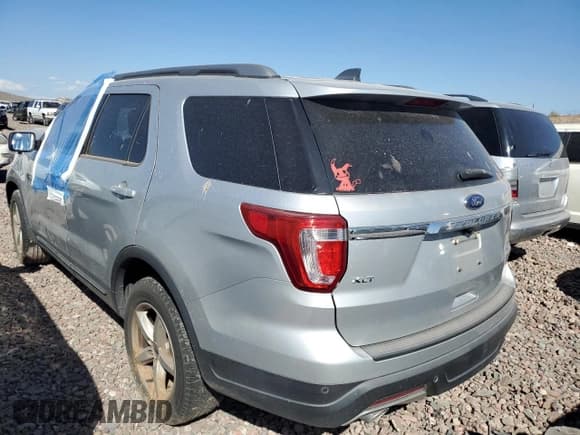 ✅ 2018 Ford Explorer XLT • VIN: 1FM5K7D82JGC06515 • Lot: 75043324. Wystawiony na Copart z przebiegiem 65 621 mil. Bezpłatny archiwum sprzedaży aukcyjnych z USA i szczegółowy raport historii pojazdu na DreamBid. Zdjęcie 2.