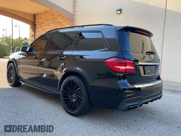 ✅ 2019 Mercedes-Benz GLS 63 AMG • VIN: 4JGDF7FE1KB235179 • Lot: 71370185. Wystawiony na Copart z przebiegiem 48 591 mil. Bezpłatny archiwum sprzedaży aukcyjnych z USA i szczegółowy raport historii pojazdu na DreamBid. Zdjęcie 3.