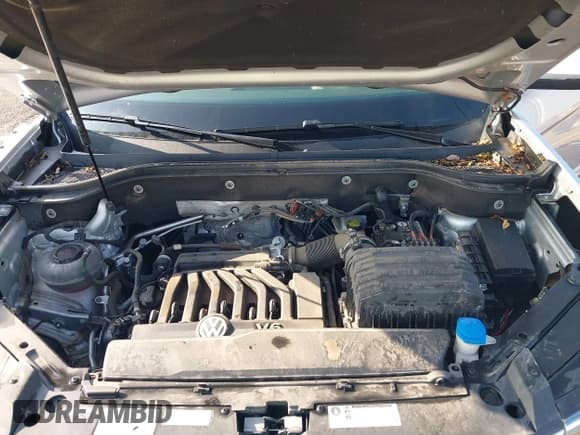 ✅ 2019 Volkswagen Atlas SE • VIN: 1V2WR2CA5KC589563 • Lot: 42766671. Listed on IAAI with 73,712 mi. Free auction sales archive from the USA and detailed vehicle history report at DreamBid. Image 10.