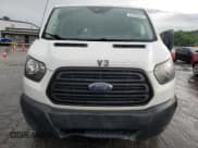 ✅ 2017 Ford Transit • VIN: 1FTYR1ZM5HKB36970 • Lot: 55703045. Wystawiony na Copart z przebiegiem 392 008 mil. Bezpłatny archiwum sprzedaży aukcyjnych z USA i szczegółowy raport historii pojazdu na DreamBid. Zdjęcie 5.