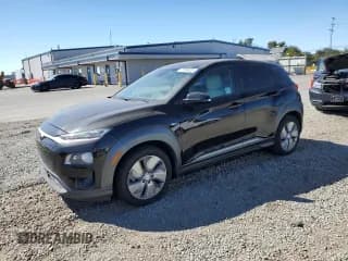 ✅ 2019 Hyundai Kona Ultimate • VIN: KM8K53AG0KU053974 • Лот: 72099025. Опубликован ранее на Copart с пробегом 138 491 миль. Бесплатный доступ к архиву аукционных продаж из США и подробный отчёт об истории автомобиля на DreamBid. Изображение 1.