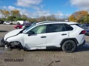 ✅ 2020 Toyota RAV4 LE • VIN: JTMF1RFV9LD063531 • Лот: 43518830. Опубликован ранее на IAAI с пробегом 77 433 миль. Бесплатный доступ к архиву аукционных продаж из США и подробный отчёт об истории автомобиля на DreamBid. Изображение 15.