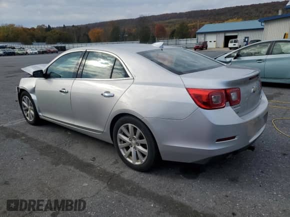 2016 Chevrolet Malibu LTZ z VIN 1G11E5SA3GF129441, wystawiony jako Copart lot #90937695 z przebiegiem 155 767 mil mil oraz Czysty tytuł • Clean title. Historia ofert i sprzedaży dostępna na DreamBid. Obrazek 2.