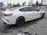 ✅ 2020 BMW M8 Competition • VIN: WBSGV0C06LCE13907 • Lot: 41094394. Wystawiony na IAAI z przebiegiem 24 506 mil. Bezpłatny archiwum sprzedaży aukcyjnych z USA i szczegółowy raport historii pojazdu na DreamBid. Zdjęcie 4.
