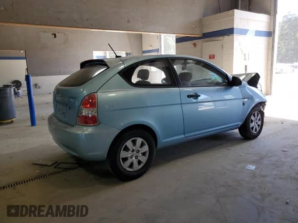 2009 Hyundai Accent Auto GS with VIN KMHCM36CX9U132527, listed as a Copart auction lot 82333225 with 219,260 mi miles and Salvage title. Bid and sale history available at DreamBid. Image 3.