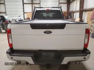 ✅ 2019 Ford F-350 XL • VIN: 1FT8W3B69KEE46948 • Лот: 92428665. Опубликован ранее на Copart с пробегом 119 211 миль. Бесплатный доступ к архиву аукционных продаж из США и подробный отчёт об истории автомобиля на DreamBid. Изображение 6.