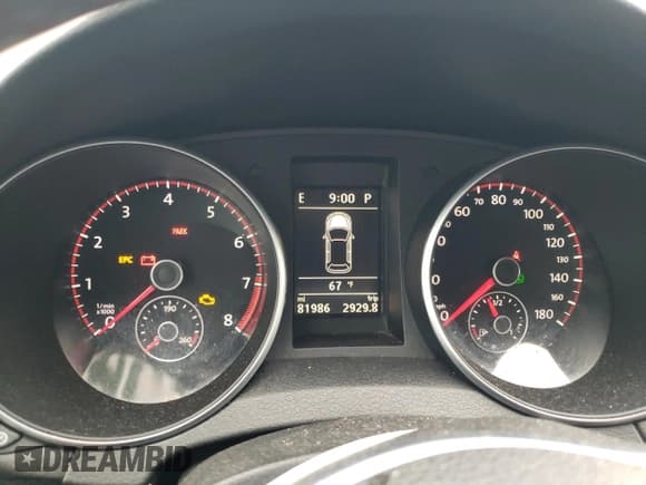 ✅ 2013 Volkswagen Golf GTI Wolfsburg Edition • VIN: WVWHV7AJ2DW128862 • Lot: 72901354. Wystawiony na Copart z przebiegiem 81 986 mil. Bezpłatny archiwum sprzedaży aukcyjnych z USA i szczegółowy raport historii pojazdu na DreamBid. Zdjęcie 9.