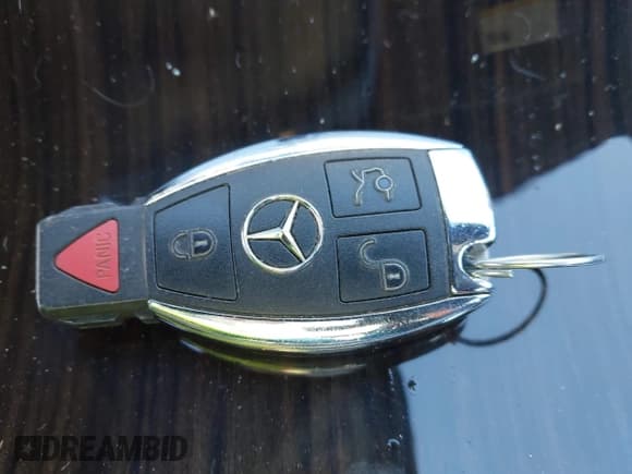 ✅ 2018 Mercedes-Benz C 300 • VIN: WDDWF4KB1JR312250 • Lot: 40834518. Listed on IAAI with 39,991 mi. Free auction sales archive from the USA and detailed vehicle history report at DreamBid. Image 11.