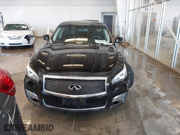 ✅ 2015 Infiniti Q70 • VIN: JN1BY1PR2FM830317 • Лот: 41619546. Опубликован ранее на IAAI с пробегом 85 964 миль. Бесплатный доступ к архиву аукционных продаж из США и подробный отчёт об истории автомобиля на DreamBid. Изображение 12.