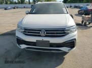 ✅ 2022 Volkswagen Tiguan SEL R-Line • VIN: 3VV4B7AX9NM001038 • Lot: 70330165. Listed on Copart with 68,829 mi. Free auction sales archive from the USA and detailed vehicle history report at DreamBid. Image 13.