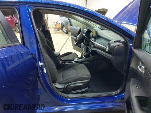 ✅ 2020 Kia Forte LXS • VIN: 3KPF24AD0LE179620 • Лот: 43601396. Опубликован ранее на IAAI с пробегом 99 591 миль. Бесплатный доступ к архиву аукционных продаж из США и подробный отчёт об истории автомобиля на DreamBid. Изображение 5.