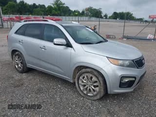 ✅ 2012 Kia Sorento SX • VIN: 5XYKW4A26CG188245 • Lot: 42517591. Wystawiony na IAAI z przebiegiem Nie podano. Bezpłatny archiwum sprzedaży aukcyjnych z USA i szczegółowy raport historii pojazdu na DreamBid. Zdjęcie 1.