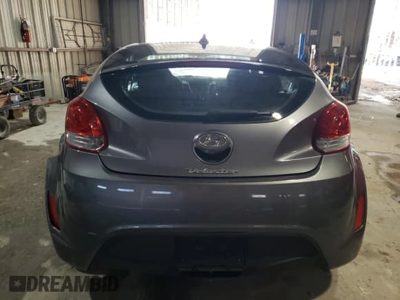 ✅ 2015 Hyundai Veloster RE:FLEX • VIN: KMHTC6AD0FU239134 • Lot: 88692145. Wystawiony na Copart z przebiegiem 151 376 mil. Bezpłatny archiwum sprzedaży aukcyjnych z USA i szczegółowy raport historii pojazdu na DreamBid. Zdjęcie 6.