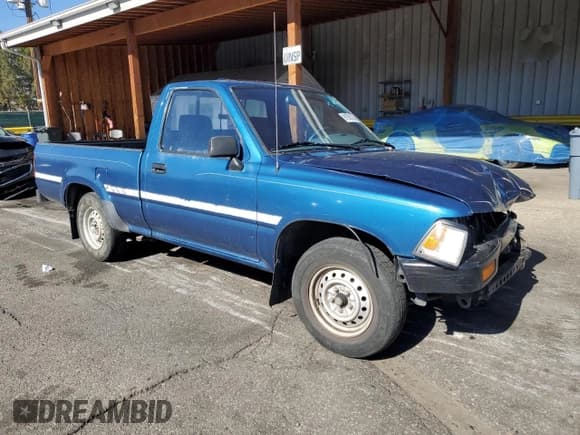 ✅ 1994 Toyota Pickup • VIN: 4TARN81A7RZ299599 • Лот: 91055235. Опубликован ранее на Copart с пробегом 169 842 миль. Бесплатный доступ к архиву аукционных продаж из США и подробный отчёт об истории автомобиля на DreamBid. Изображение 4.