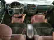 2001 Chevrolet Blazer LT z VIN 1GNDT13W61K261919, wystawiony jako Copart lot #87338144 z przebiegiem 144 754 mil mil oraz Czysty tytuł • Clean title. Historia ofert i sprzedaży dostępna na DreamBid. Obrazek 8.