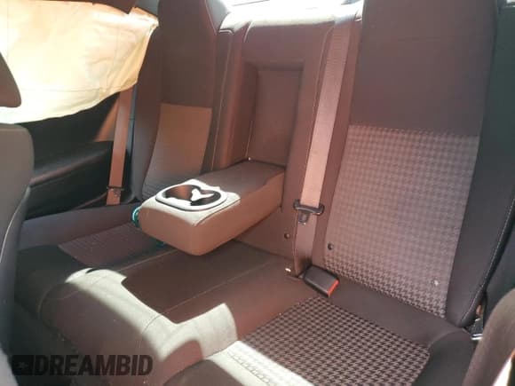 ✅ 2020 Dodge Challenger R/T • VIN: 2C3CDZBT7LH189697 • Lot: 69996484. Wystawiony na Copart z przebiegiem 47 902 mil. Bezpłatny archiwum sprzedaży aukcyjnych z USA i szczegółowy raport historii pojazdu na DreamBid. Zdjęcie 11.