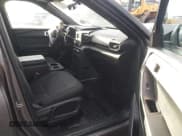 ✅ 2020 Ford Police Interceptor Utility • VIN: 1FM5K8AB5LGA55727 • Lot: 40877399. Wystawiony na IAAI z przebiegiem 38 827 mil. Bezpłatny archiwum sprzedaży aukcyjnych z USA i szczegółowy raport historii pojazdu na DreamBid. Zdjęcie 5.