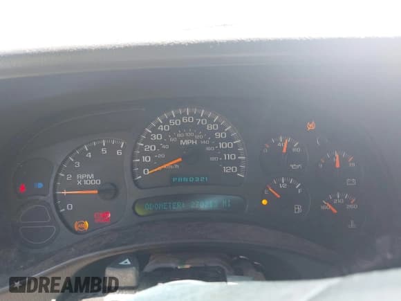 ✅ 2003 Chevrolet Tahoe LS • VIN: 1GNEC13Z13J117508 • Lot: 42654839. Listed on IAAI with 270,213 mi. Free auction sales archive from the USA and detailed vehicle history report at DreamBid. Image 7.