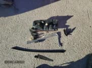 ✅ 2000 GMC Sierra 1500 SLE • VIN: 1GTEK14T5YZ346093 • Лот: 85654524. Опубликован ранее на Copart с пробегом 211 460 миль. Бесплатный доступ к архиву аукционных продаж из США и подробный отчёт об истории автомобиля на DreamBid. Изображение 13.