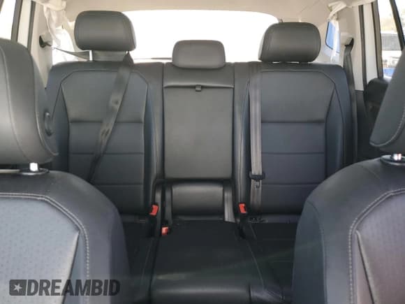 ✅ 2020 Volkswagen Tiguan SE • VIN: 3VV2B7AX5LM007911 • Lot: 89638595. Wystawiony na Copart z przebiegiem 103 868 mil. Bezpłatny archiwum sprzedaży aukcyjnych z USA i szczegółowy raport historii pojazdu na DreamBid. Zdjęcie 10.