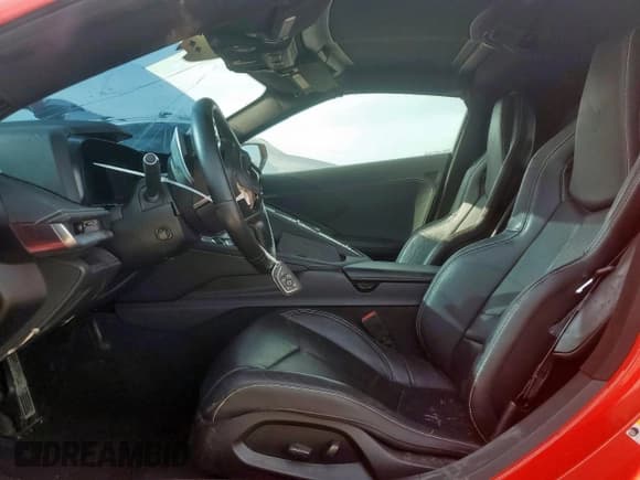 ✅ 2022 Chevrolet Corvette 1LT • VIN: 1G1YA2D43N5111511 • Lot: 65257995. Wystawiony na Copart z przebiegiem 17 855 mil. Bezpłatny archiwum sprzedaży aukcyjnych z USA i szczegółowy raport historii pojazdu na DreamBid. Zdjęcie 7.