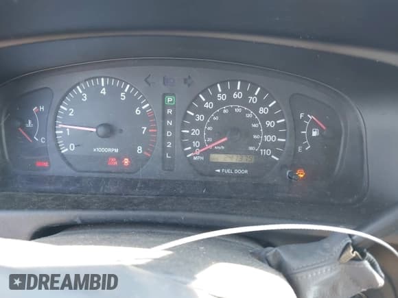 ✅ 2000 Toyota Sienna LE • VIN: 4T3ZF13C8YU301558 • Lot: 43900533. Listed on IAAI with 241,379 mi. Free auction sales archive from the USA and detailed vehicle history report at DreamBid. Image 7.