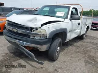 ✅ 2001 Chevrolet Silverado 2500 • VIN: 1GBHC24U21Z317783 • Lot: 42353945. Wystawiony na IAAI z przebiegiem 210 708 mil. Bezpłatny archiwum sprzedaży aukcyjnych z USA i szczegółowy raport historii pojazdu na DreamBid. Zdjęcie 2.