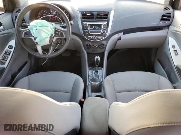 ✅ 2017 Hyundai Accent Sport • VIN: KMHCU5AEXHU365990 • Лот: 77107824. Опубликован ранее на Copart с пробегом 29 136 миль. Бесплатный доступ к архиву аукционных продаж из США и подробный отчёт об истории автомобиля на DreamBid. Изображение 8.