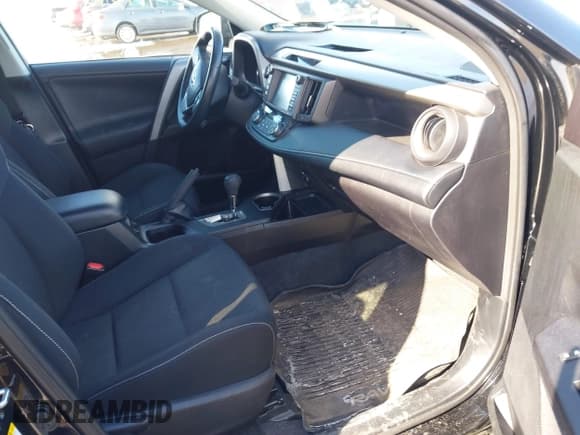 ✅ 2016 Toyota RAV4 XLE • VIN: 2T3RFREV1GW410956 • Lot: 41739007. Listed on IAAI with 108,642 mi. Free auction sales archive from the USA and detailed vehicle history report at DreamBid. Image 5.