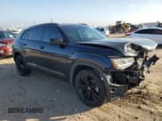 ✅ 2023 Volkswagen Atlas SEL • VIN: 1V2SE2CA4PC222834 • Лот: 84332694. Опубликован ранее на Copart с пробегом 23 093 миль. Бесплатный доступ к архиву аукционных продаж из США и подробный отчёт об истории автомобиля на DreamBid. Изображение 4.