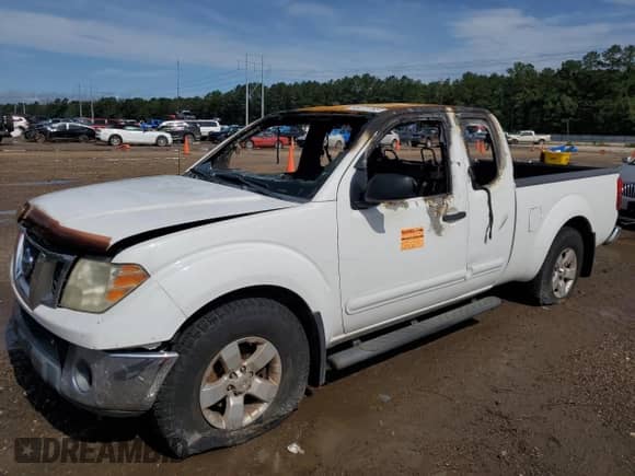2011 Nissan Frontier SV z VIN 1N6AD0CU3BC410278, wystawiony jako Copart lot #67110945 z przebiegiem Nie podano mil oraz Szkoda całkowita • Salvage title. Historia ofert i sprzedaży dostępna na DreamBid. Obrazek 1.