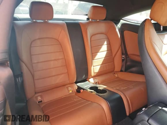 ✅ 2017 Mercedes-Benz C 300 • VIN: WDDWJ4JB0HF433587 • Lot: 61067285. Listed on Copart with 116,486 mi. Free auction sales archive from the USA and detailed vehicle history report at DreamBid. Image 10.