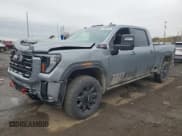 ✅ 2024 GMC Sierra 2500HD AT4 • VIN: 1GT49PEY7RF158019 • Lot: 77888794. Wystawiony na Copart z przebiegiem 27 293 mil. Bezpłatny archiwum sprzedaży aukcyjnych z USA i szczegółowy raport historii pojazdu na DreamBid. Zdjęcie 1.
