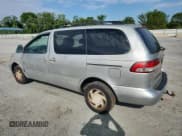 ✅ 2003 Toyota Sienna LE • VIN: 4T3ZF13C13U553659 • Лот: 63928135. Опубликован ранее на Copart с пробегом 153 707 миль. Бесплатный доступ к архиву аукционных продаж из США и подробный отчёт об истории автомобиля на DreamBid. Изображение 2.