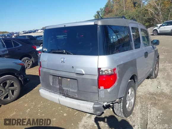 ✅ 2004 Honda Element EX • VIN: 5J6YH28534L026758 • Lot: 43612967. Wystawiony na IAAI z przebiegiem 250 000 mil. Bezpłatny archiwum sprzedaży aukcyjnych z USA i szczegółowy raport historii pojazdu na DreamBid. Zdjęcie 4.